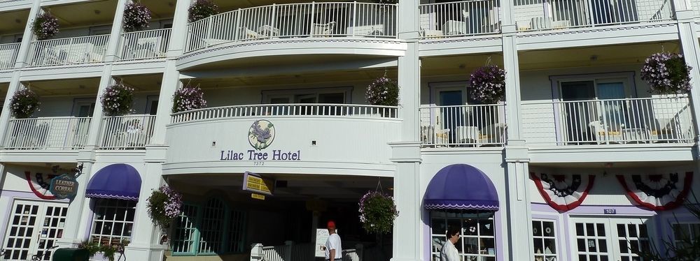 Lilac Tree Suites 매키낙 아일랜드 외부 사진