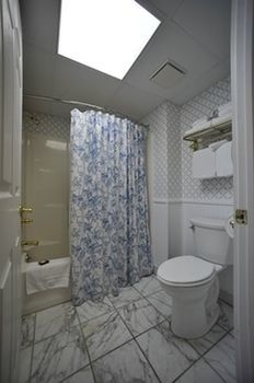 Lilac Tree Suites 매키낙 아일랜드 외부 사진